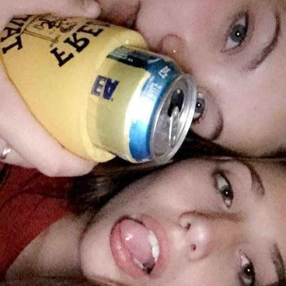 Meet your Posher, Emily - Picture 1 of 1